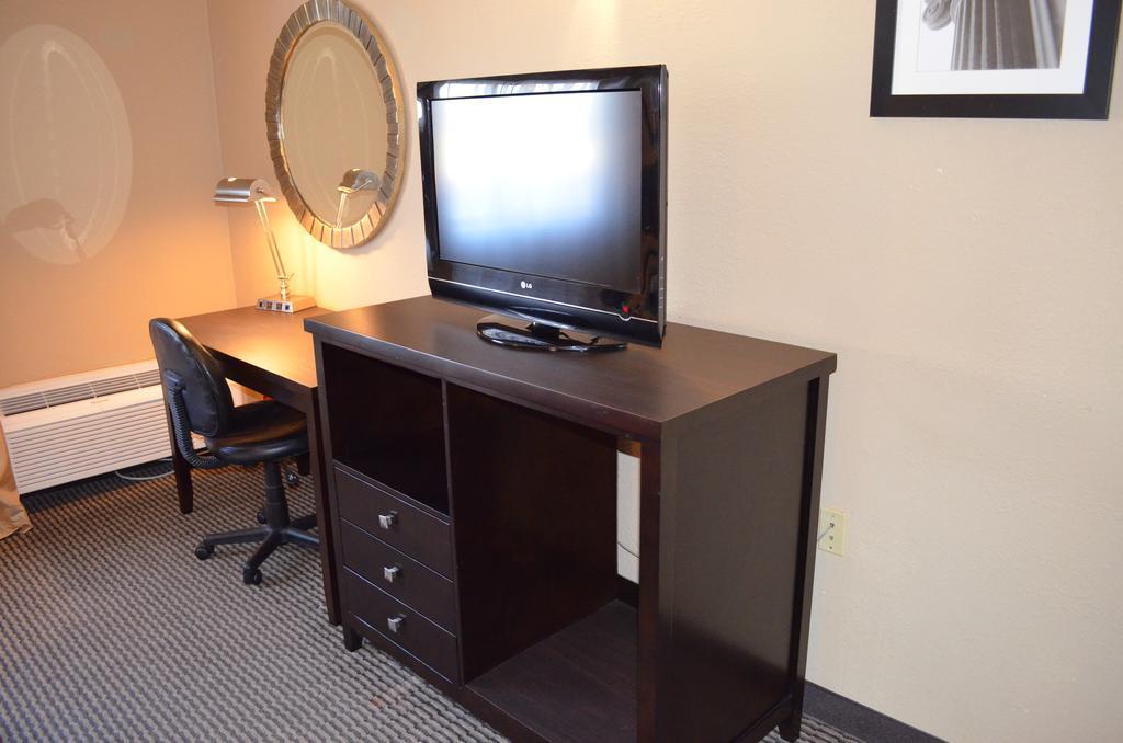 Comfort Inn Downtown Detroit Buitenkant foto